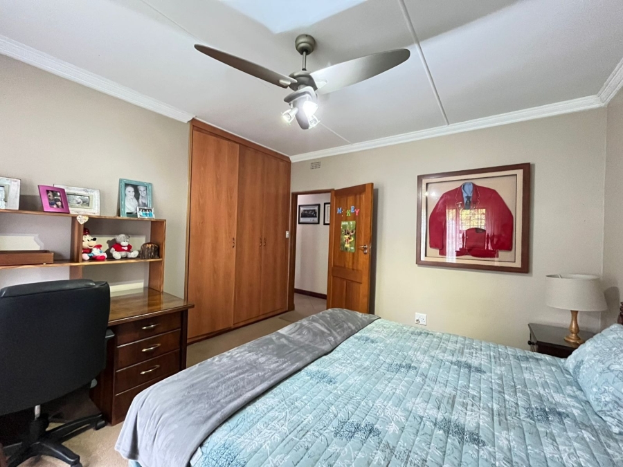 3 Bedroom Property for Sale in Protea Park North West